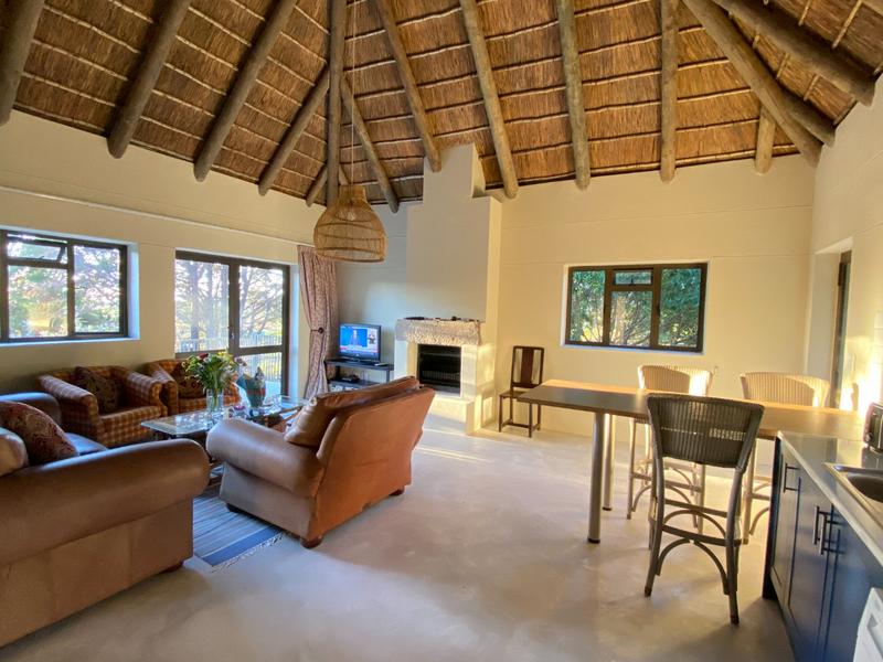 To Let 2 Bedroom Property for Rent in Crofters Valley Western Cape